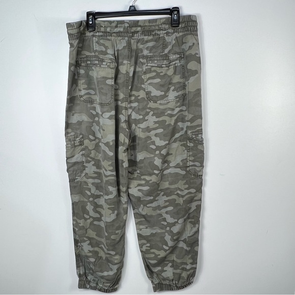 American Eagle Camo High Waist Drawstring Jogger PantsAmerican Eagle Size XL - Picture 5 of 8